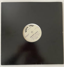 Load image into Gallery viewer, Kraftwerk - Megamix plus 2 tracks  12&quot; DJ Only US 88
